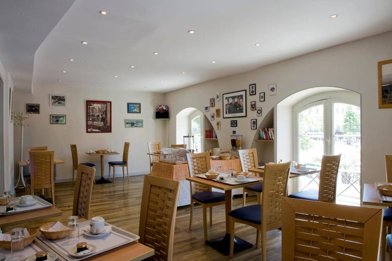 Hotel Le Bourbon Pau Centre in Pau, Béarn