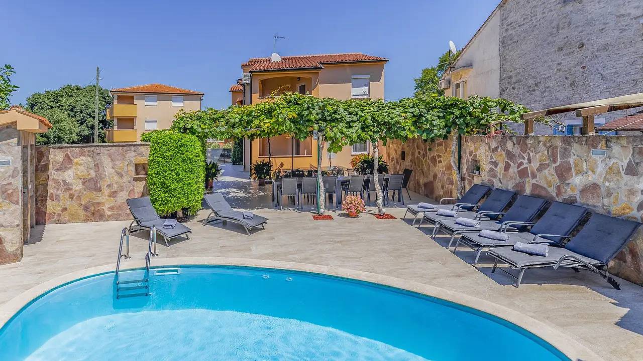 Ferienhaus für 13 Personen (300 m²) in Peroj in Grad Vodnjan, Južna obala Istre