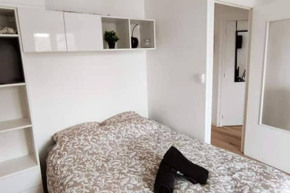 Entire apartment, Lcs Home Balcon-parking-wifi in Clermont-Ferrand, Volcans d'Auvergne Regional Nature Park