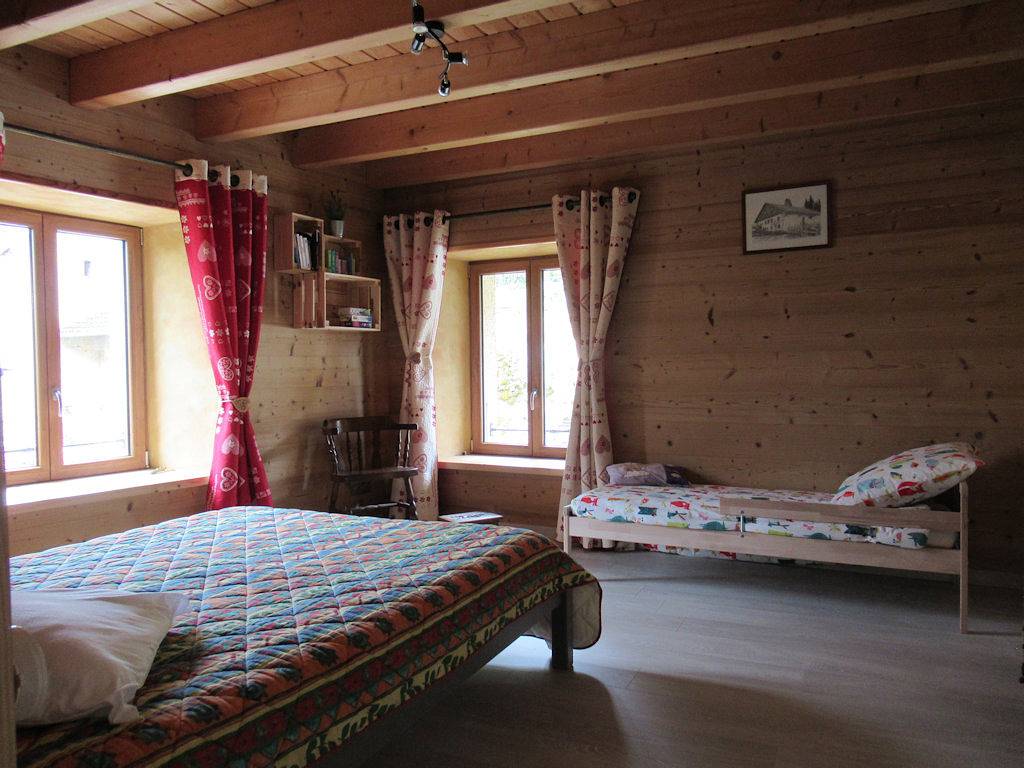 Le petit gîte - La Maison des Poissons in Liebvillers, Doubs