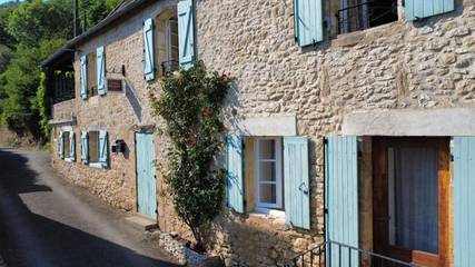 Gîte pour 2 personnes, avec jardin et terrasse à La Roque-Gageac