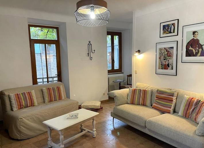 Location de vacances pour 6 personnes, avec Balcon et Terrasse à Chassiers