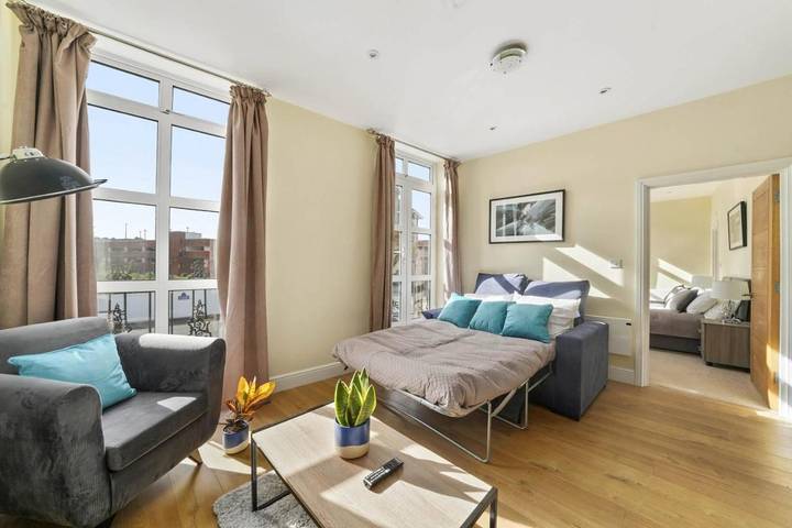 Apartment for 4 people, with Balcony in Maidenhead