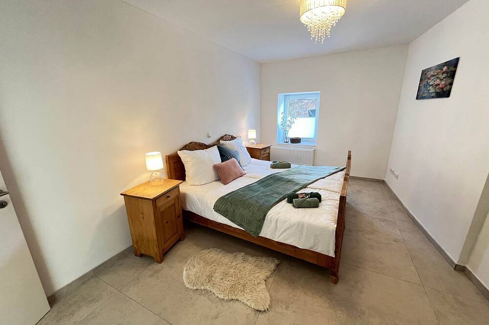 Ganze Wohnung, W&D Living-Kunstvoll-Gespannparklplatz & Terrasse in Celle, Aller-Leine-Tal