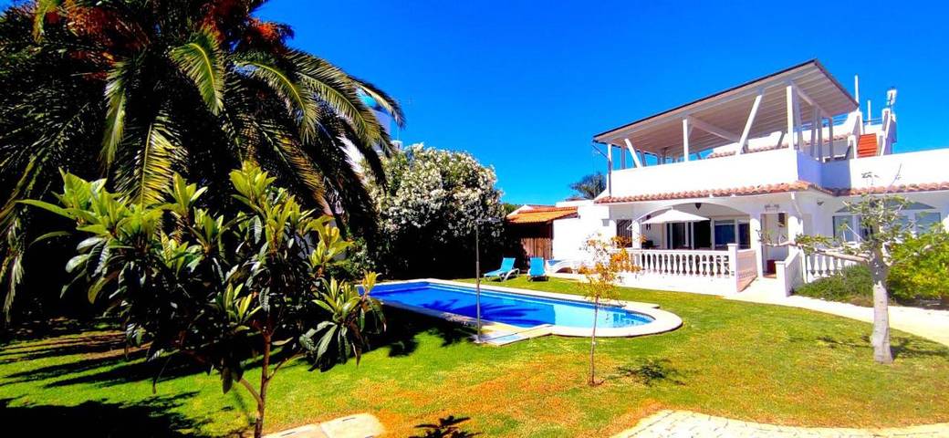 Casa rural para 8 personas, con jardín además de vistas y piscina en Los Caños de Meca - 2