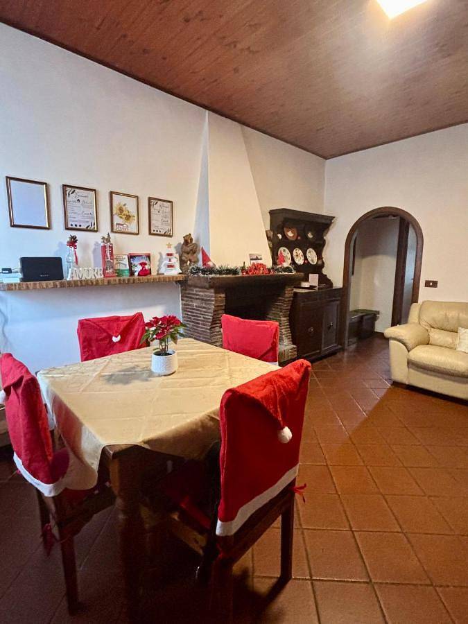 Appartamento intero, Locanda delle sorelle nel centro storico in Campagnano di Roma, Lago di Bracciano