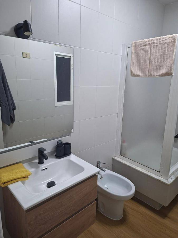 Appartement entier, Piso 4 dormitorios playa sada in Praia As Delicias, Sada