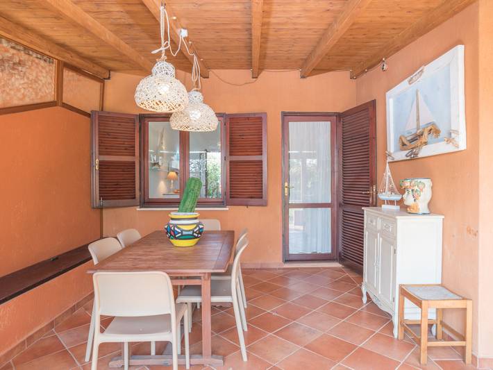 Location de vacances pour 6 personnes, avec terrasse et jardin à Muravera - 4