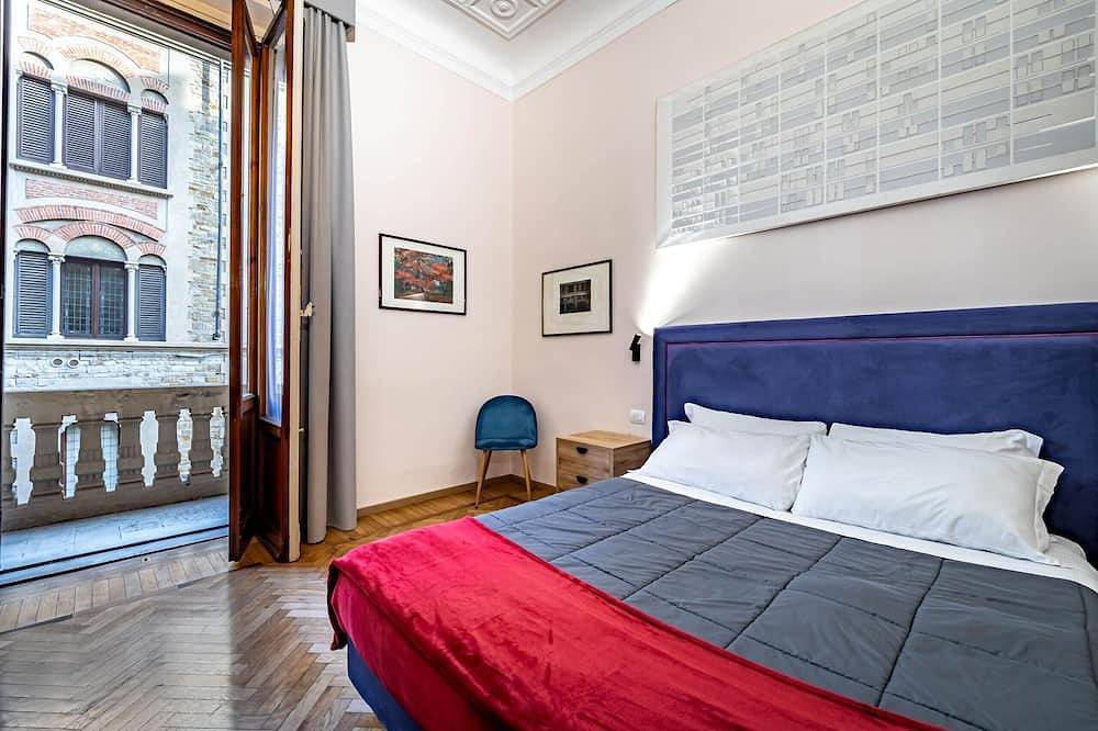 Five suites Mantellate 102 in Florence, Florence Province