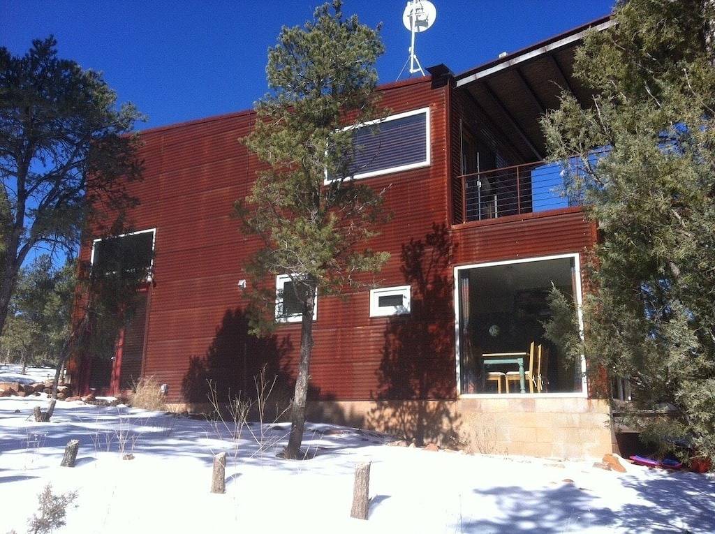 Moderne Hütte im Wald - familien- und haustierfreundlich in New Mexico