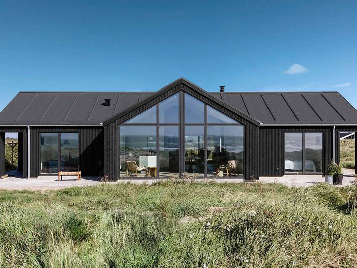 Ferienhaus für 10 Personen, mit Terrasse und Pool in Løkken