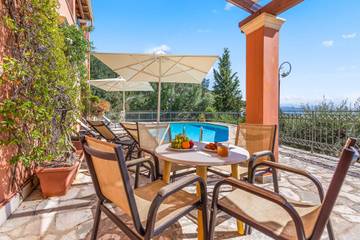 Villa for 6 People in Nissaki, Corfu, Photo 4
