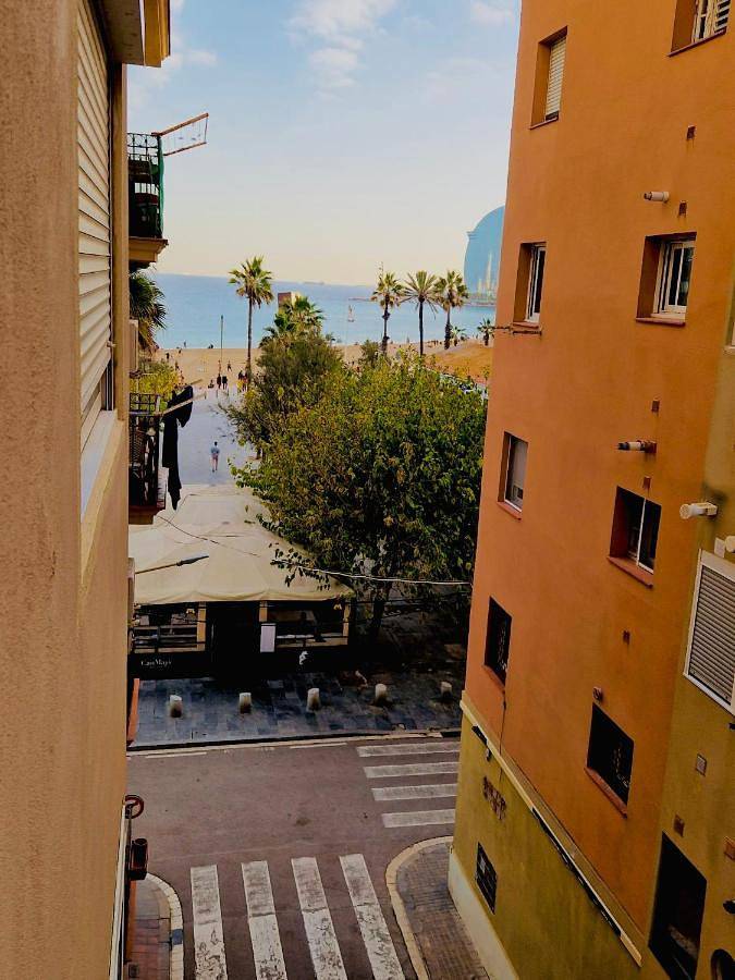 Chambre d’hôte pour 3 personnes, avec vue à Barcelone