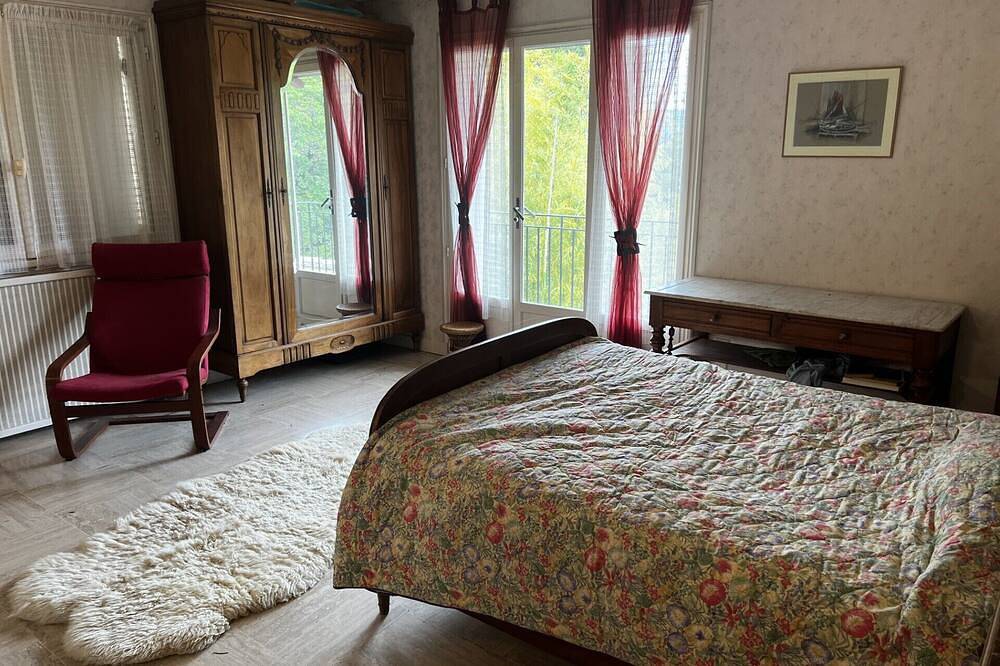 210 m² Provençal villa with a large private, fenced-in 10 m ni in Grignan, Nyons und Umgebung