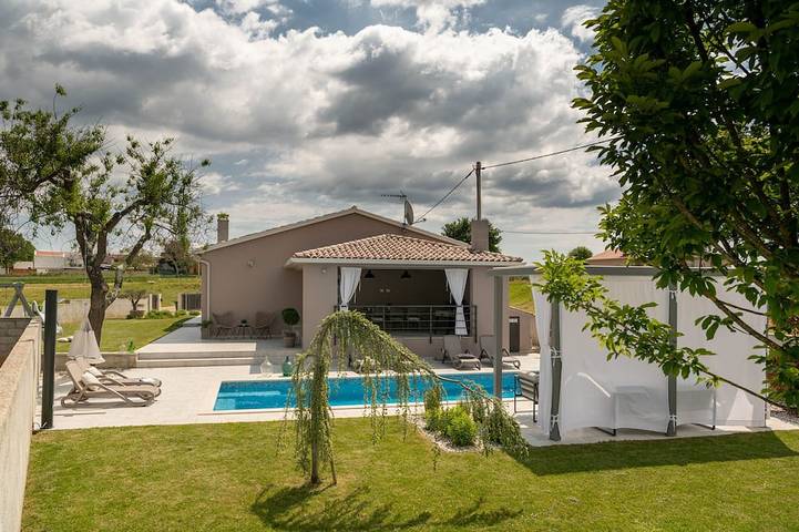 Ferienhaus für 8 Personen, mit Garten und Terrasse - 1
