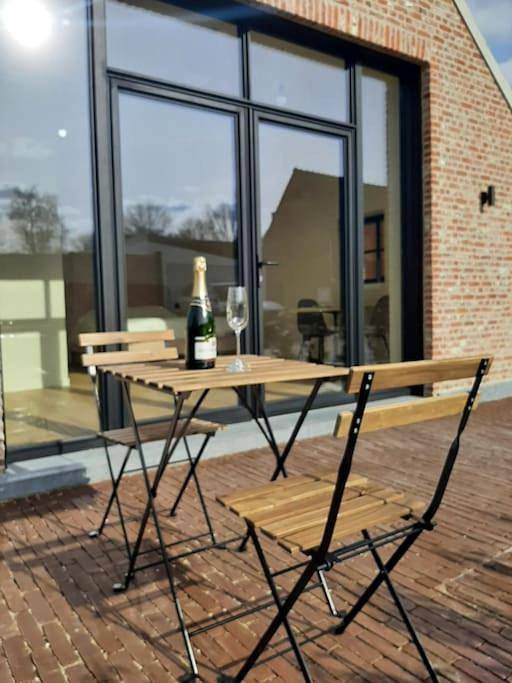 Gîte pour 2 personnes, avec terrasse et vue à Zingem - 2
