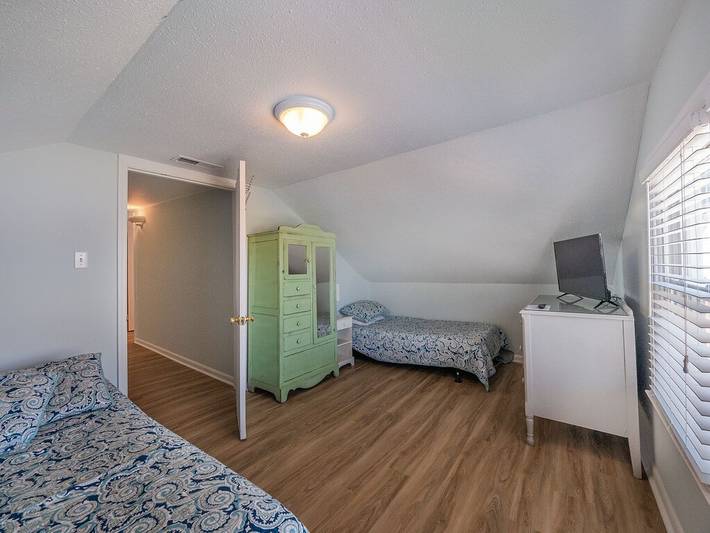 Vacation rental for 19 people, with balcony in Carolina Beach