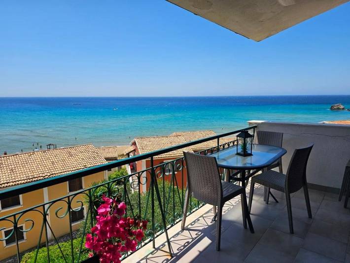 Ferienwohnung für 4 Personen, mit Terrasse und Pool sowie Ausblick, mit Haustier - 1