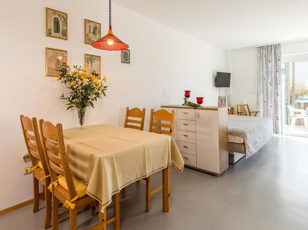 Ganze Wohnung, Ferienwohnung '2, 55qm' mit Balkon und Wi-Fi in Oberuhldingen, Uhldingen-Mühlhofen
