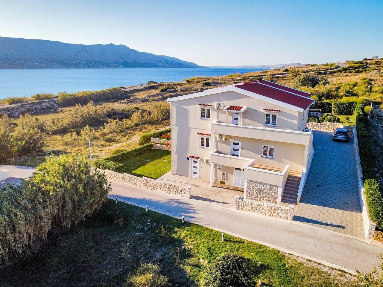 Ganze Wohnung, 1-Zimmer-Ferienwohnung mit Terrasse und Meerblick Pag A-6291-d in Pag Stadt, Pag