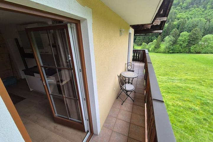 Ferienwohnung Zirbe - Urlaub im Grünen in Fuschl am See, Bezirk Salzburg-Umgebung