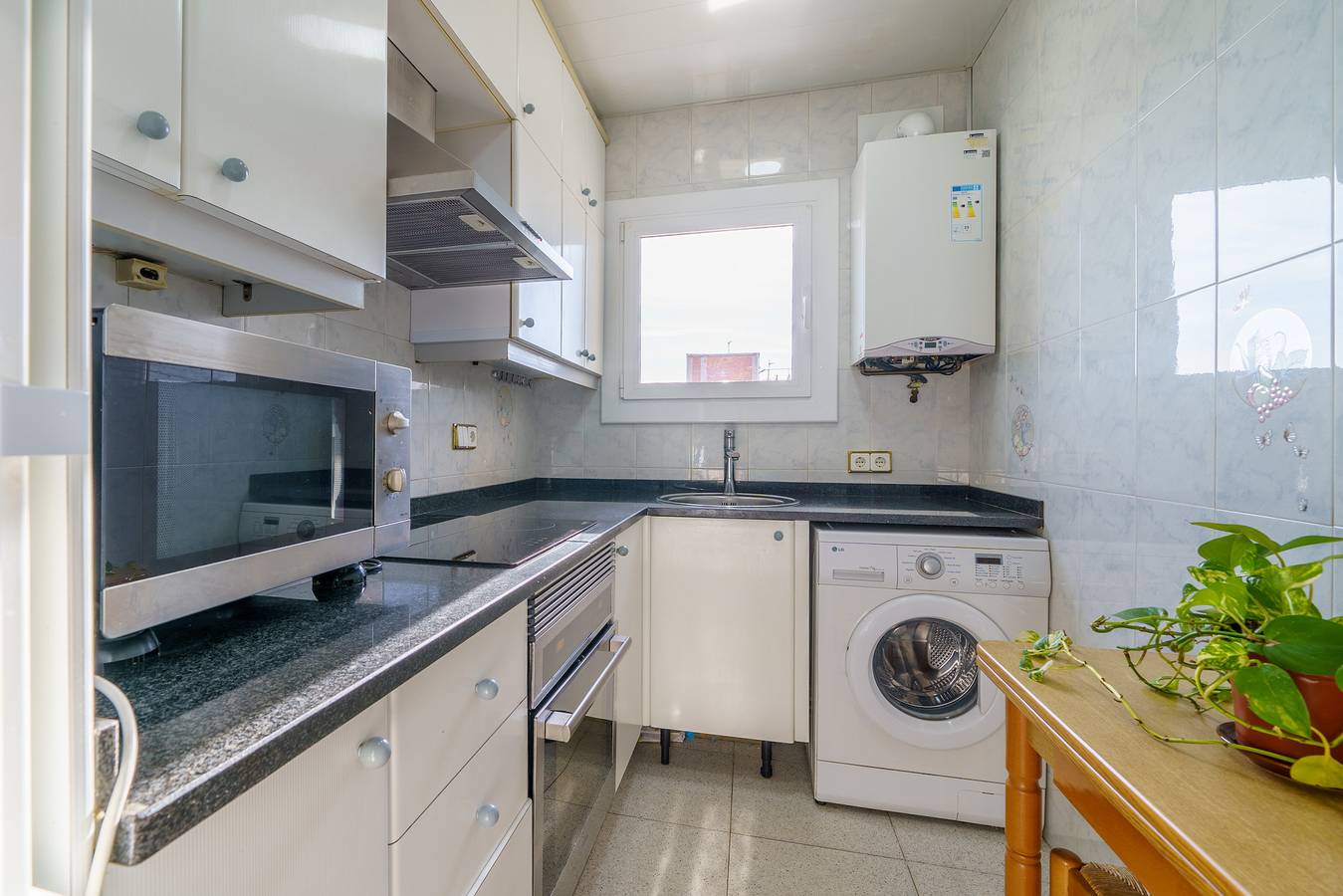 Appartement entier, Homeholidaysrentals Snow - Costa Barcelona in Pineda de Mar, Costa del Maresme