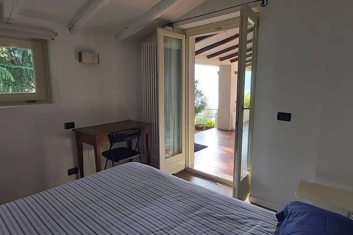 Villa Valeriana a Sulzano e l'incantevole vista del lago. Self Check-In in Sulzano, Catena Bresciana Occidentale