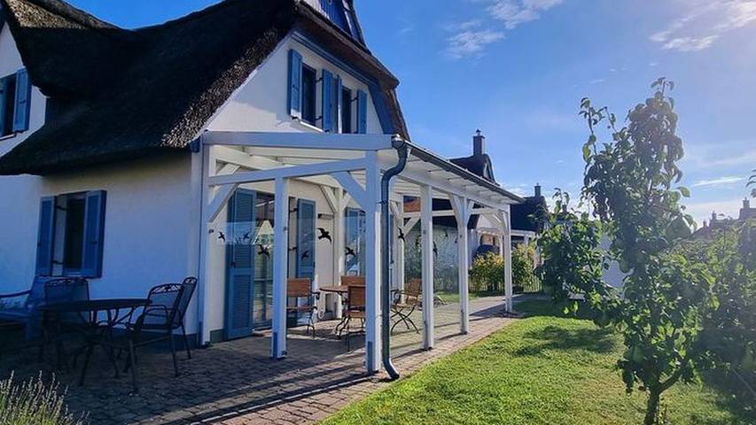 Ferienhaus für 4 Personen, mit Sauna und Garten sowie Terrasse in Wismarer Bucht