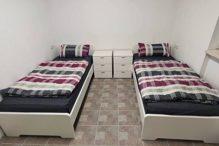 Ganze Wohnung, Urlaub am Rhein Speyer Hockenheim Mannheim in Altlußheim, Rheinebene