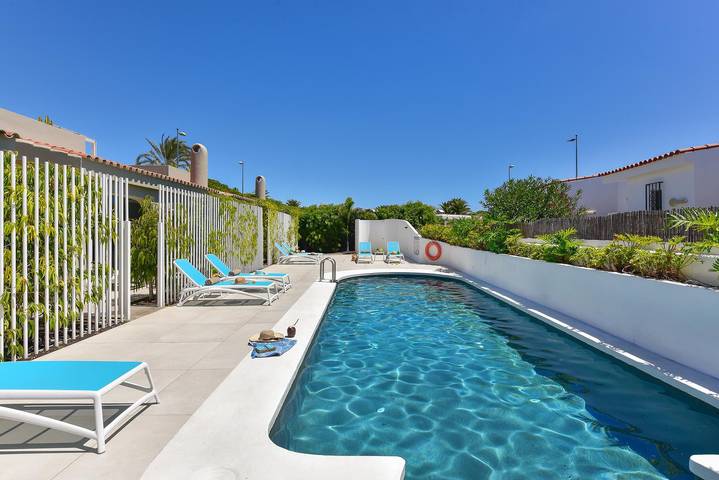 Ferienwohnung für 5 Personen, mit Terrasse und Pool in Playa del Inglés