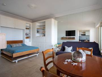 Appartement De Vacances pour 3 Personnes dans Villeneuve-Loubet Plage, Villeneuve-Loubet, Photo 2