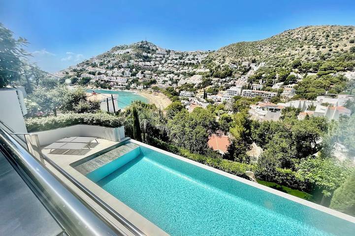 Appartement de vacances pour 2 personnes, avec piscine ainsi que jardin et terrasse