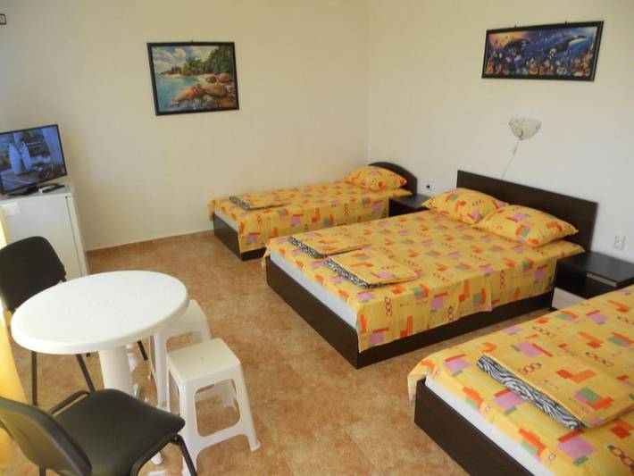 Ferienhaus für 2 Personen, mit Balkon und Terrasse sowie Garten