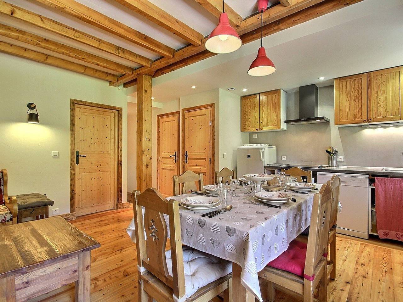 Appartement entier, Spacieux duplex rénové à La Plagne, proche des pistes et commerces in La Plagne, La Plagne-Tarentaise