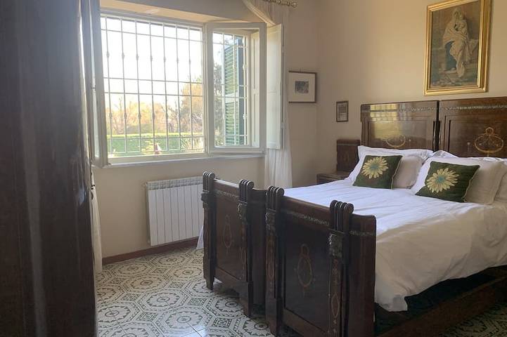Villa Capri Bernabei, Domus Romana with private swimmingpool in Ciampino, Castelli Romani