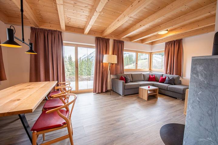 Ferienhaus für 8 Personen, mit Balkon und Terrasse sowie Garten und Sauna