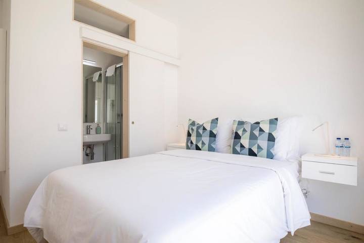 Chambre d’hôte pour 2 personnes, avec terrasse à Lagos - 3