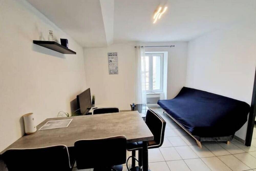 Apartamento entero, Pleasant F2 Downtown in Valence (Drôme), Región de Valence