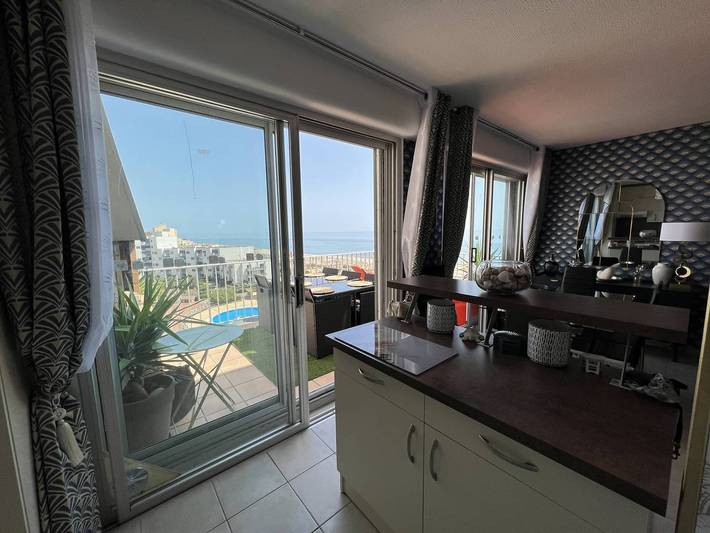 Gîte pour 6 personnes, avec terrasse dans Plage Lydia - 4