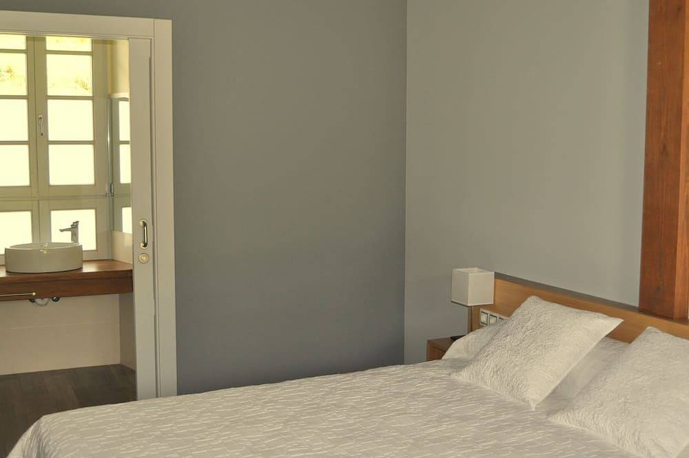 Rural apartment Casona la Sierra for 3 people in Cudillero, Costa Verde (Spain)