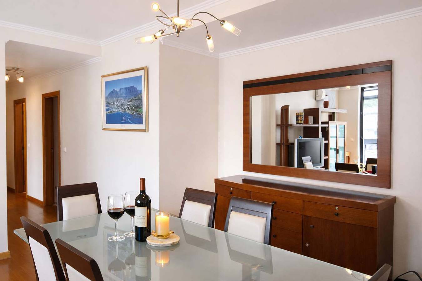 Apartamento inteiro, Apartamento de férias para 4 pessoas com jardim in Machico, Madeira