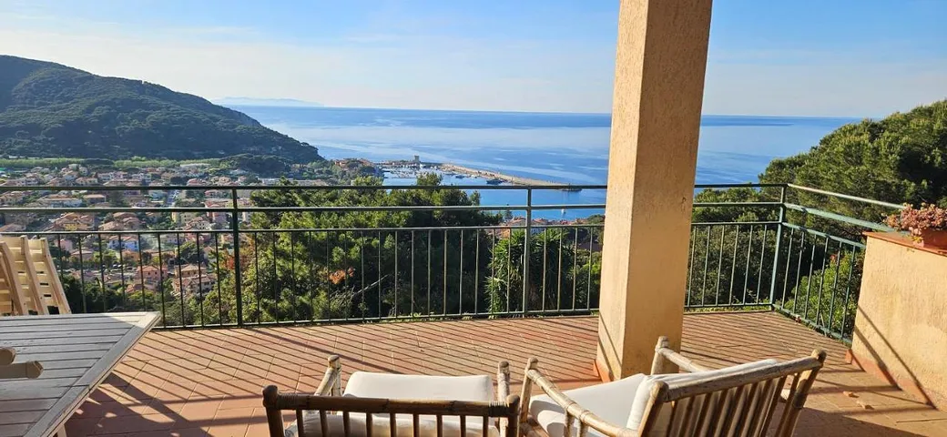 Ferienwohnung für 6 Personen, mit Ausblick und Garten - 1