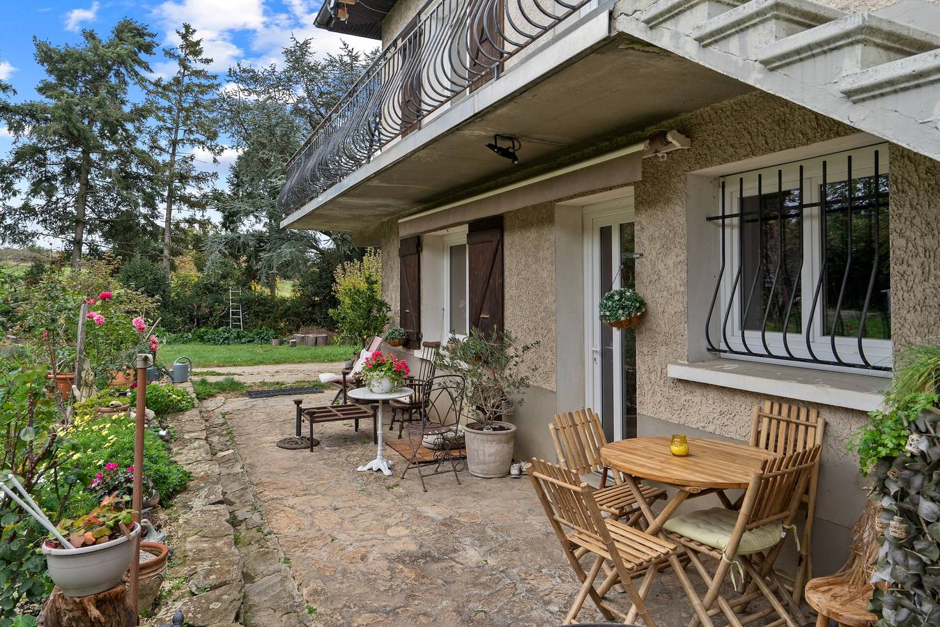 Ferienhaus "Chalet Echalas" mit privater Terrasse, privatem Garten und Wlan in Échalas, Lyon und Umgebung