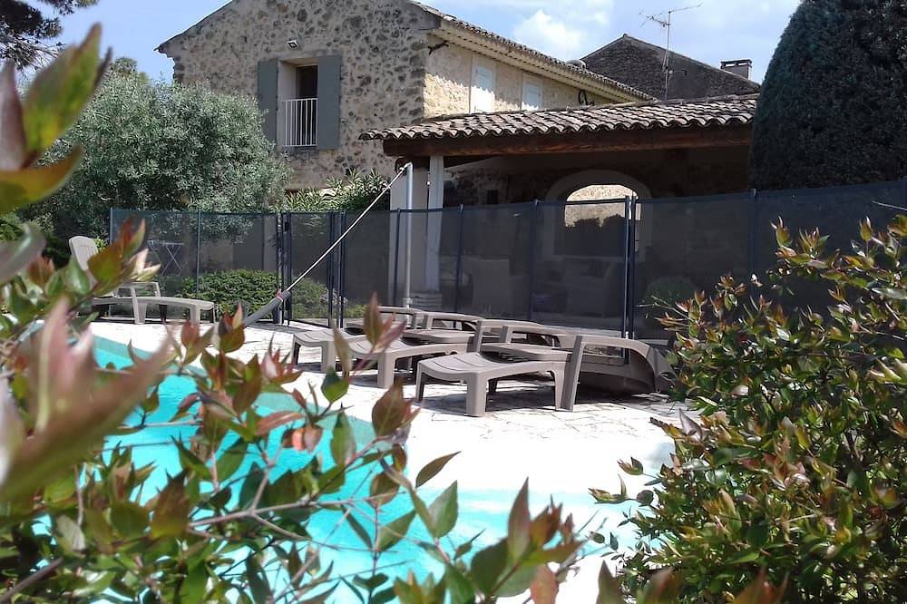Gîte de charme au pied du Luberon in Cadenet, Parc naturel régional du Luberon