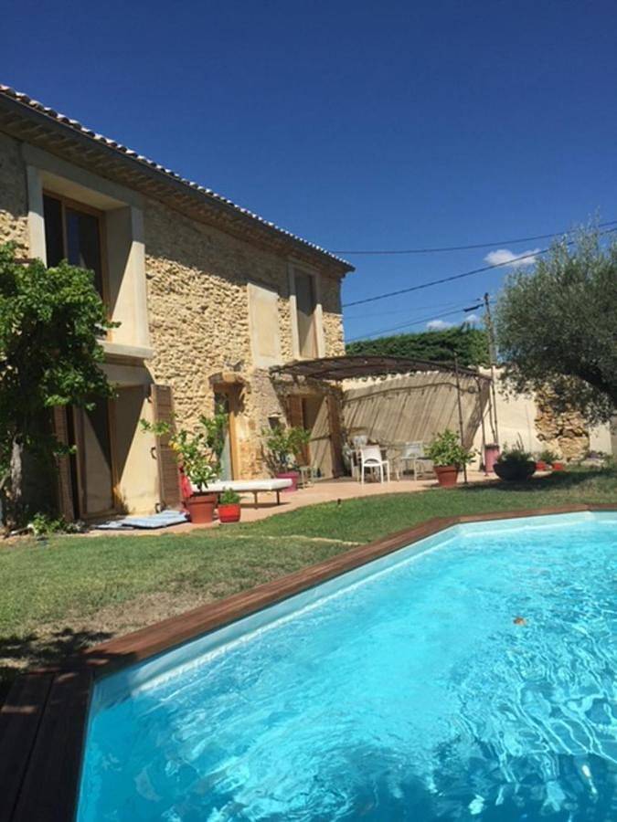 Maison d’hôte pour 6 personnes, avec Balcon et Terrasse ainsi que Jardin et Piscine à Piolenc