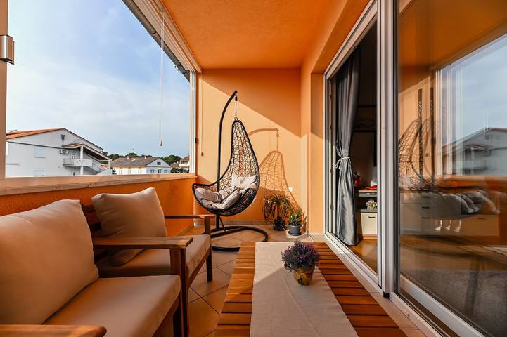 Ferienwohnung für 2 Personen, mit Balkon/Terrasse in Biograd na Moru - 2