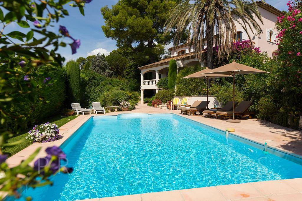 Holiday house with pool in Mougins in Mougins, Region de Cannes