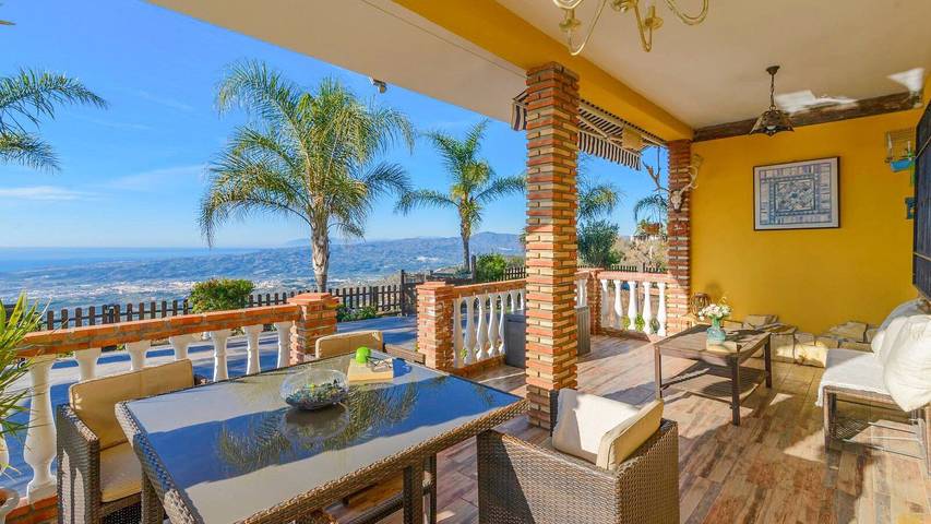 Villa pour 6 personnes, avec piscine et balcon/terrasse à Arenas - 3