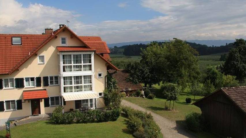 Ferienwohnung für 4 Personen, mit Garten in Wasserburg (Bodensee)