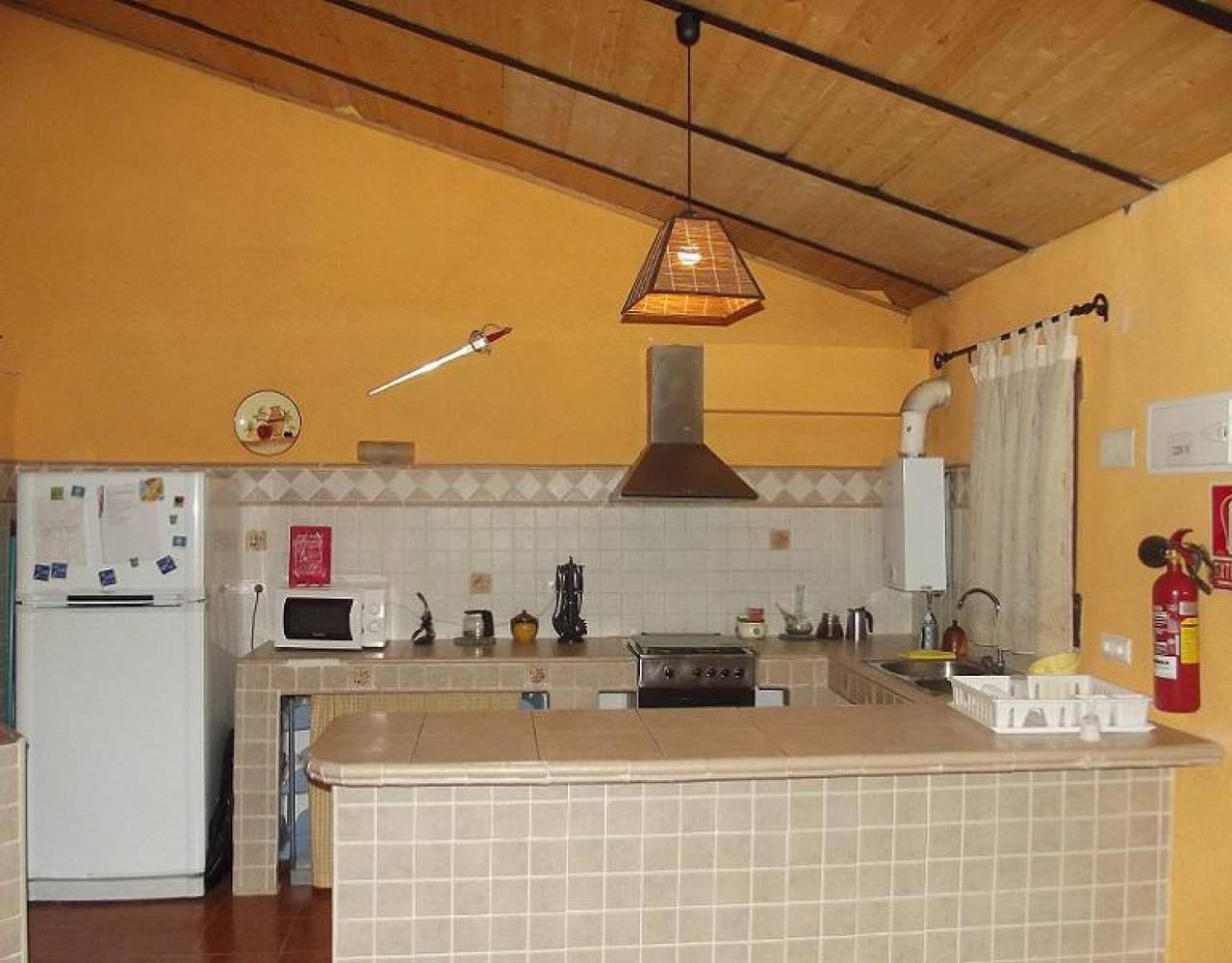 Casa di campagna 'Las Nogueras De Camporrobles' con vista sulle montagne, terrazza privata e Wi-Fi in Camporrobles, Provincia di Valencia